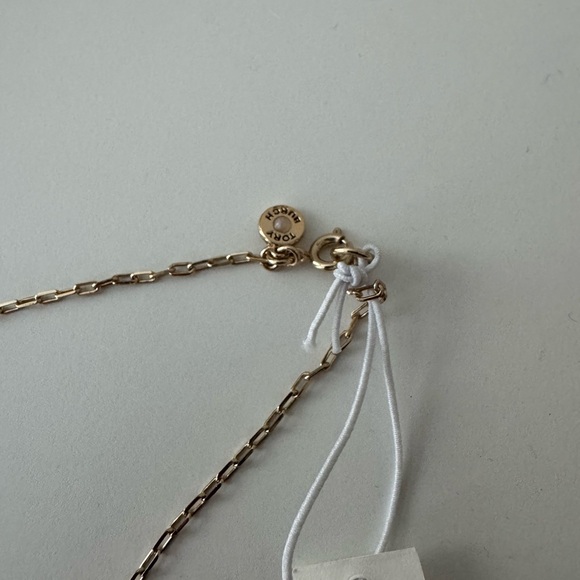 NWT! Tory Burch Logo Gold Necklace - Picture 4 of 6